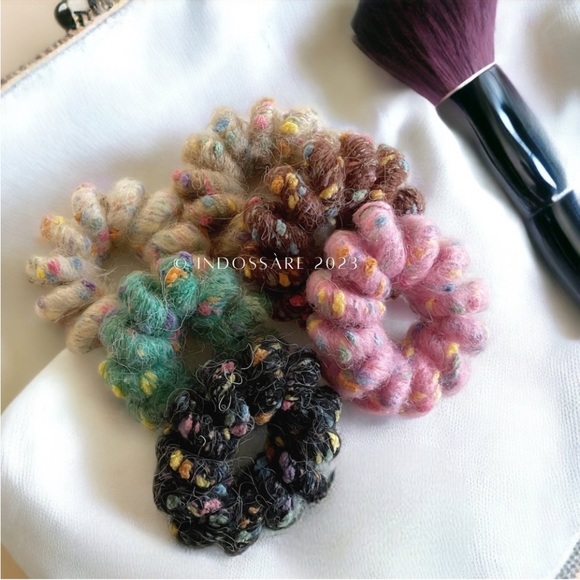 Spiral Wool Ponytail Holders Set of 6 NWT - Picture 3 of 13